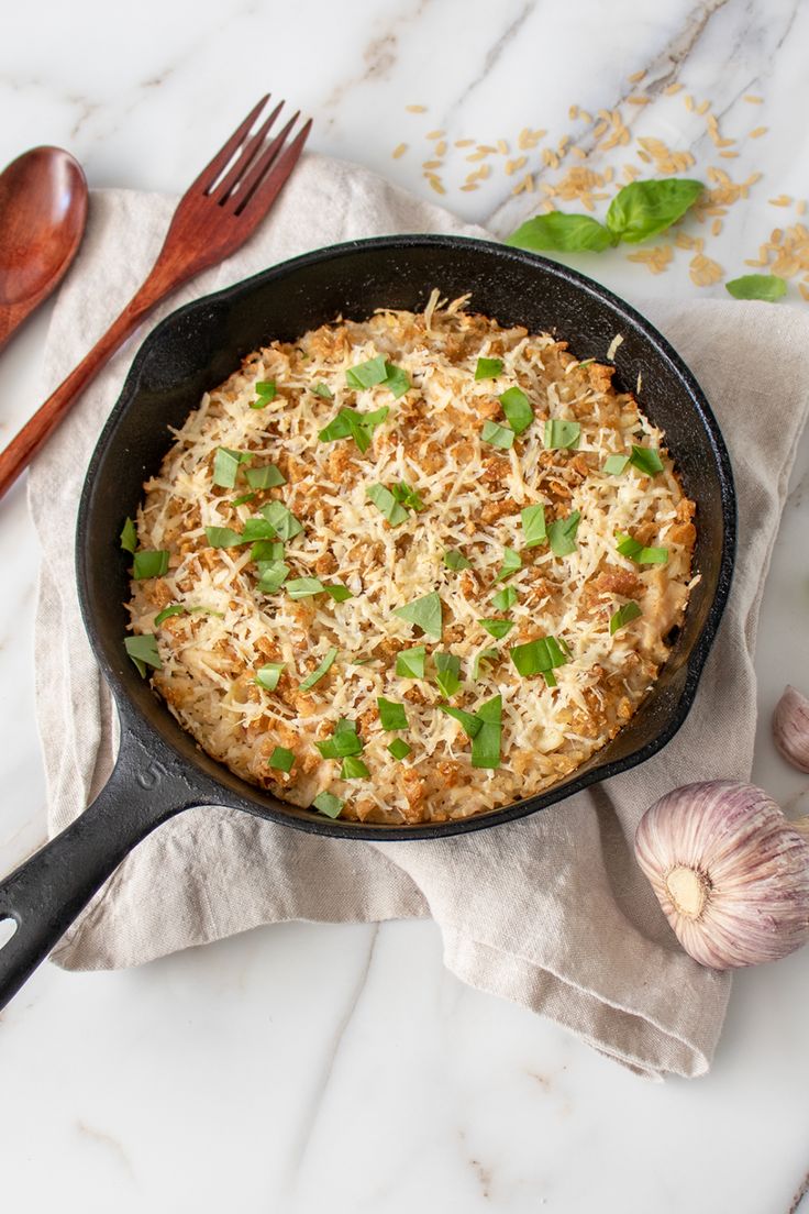 Baket yougurt, rice casserole